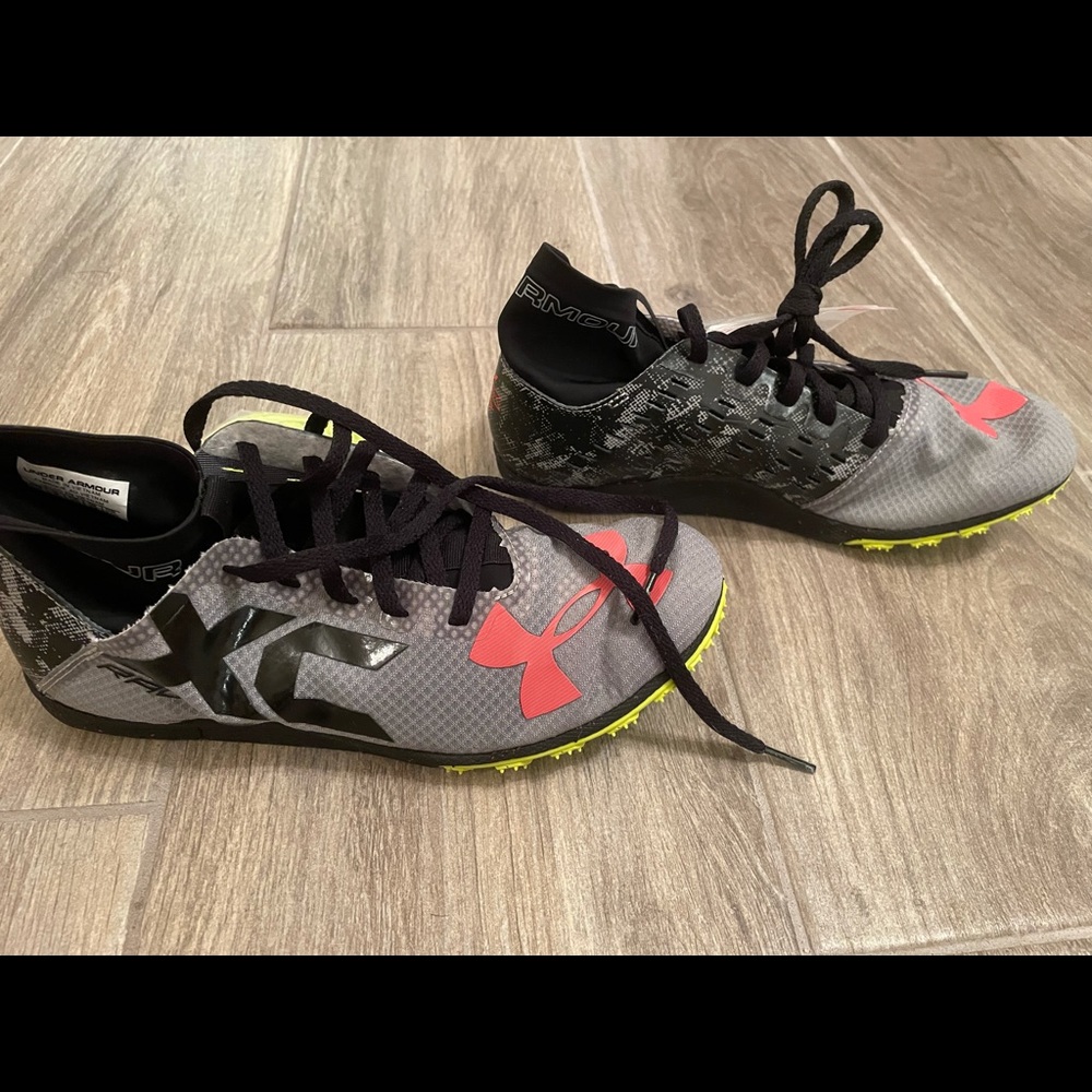 Under Armour Bandit XC track shoes